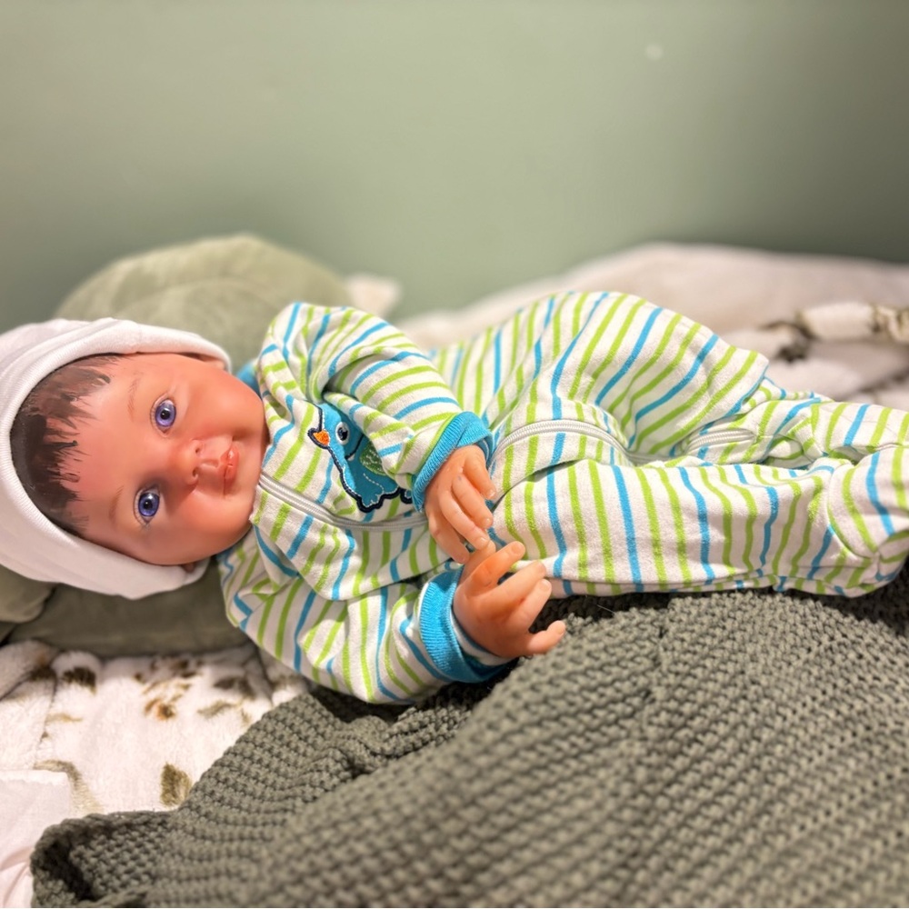 Reborn baby doll READ DESCRIPTION